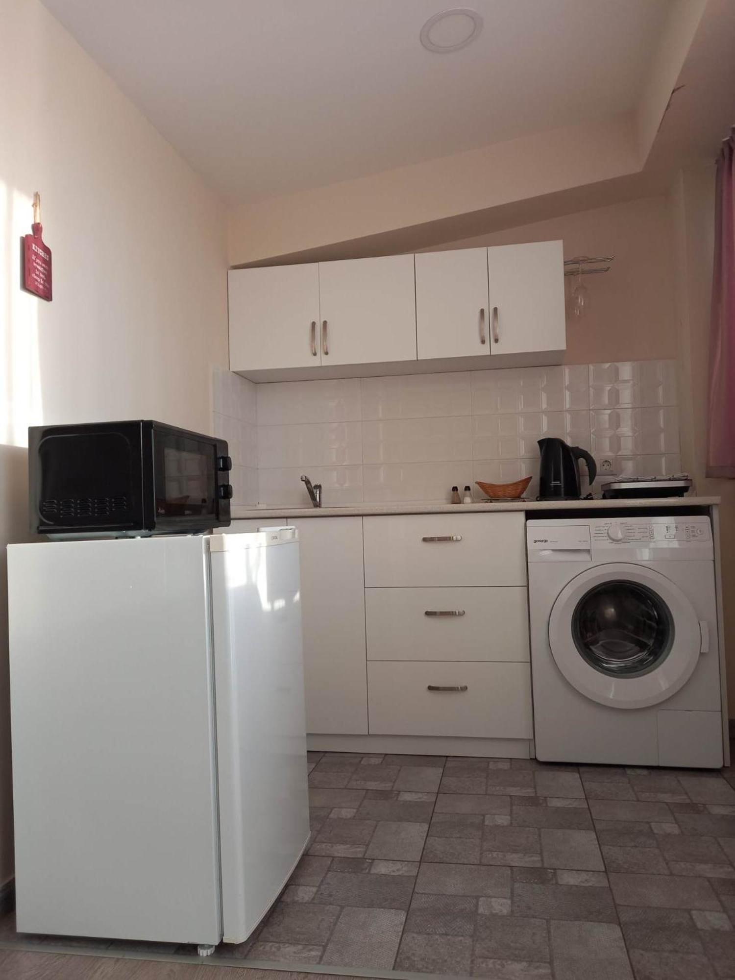 Hotel Tbilisi Apart ภายนอก รูปภาพ