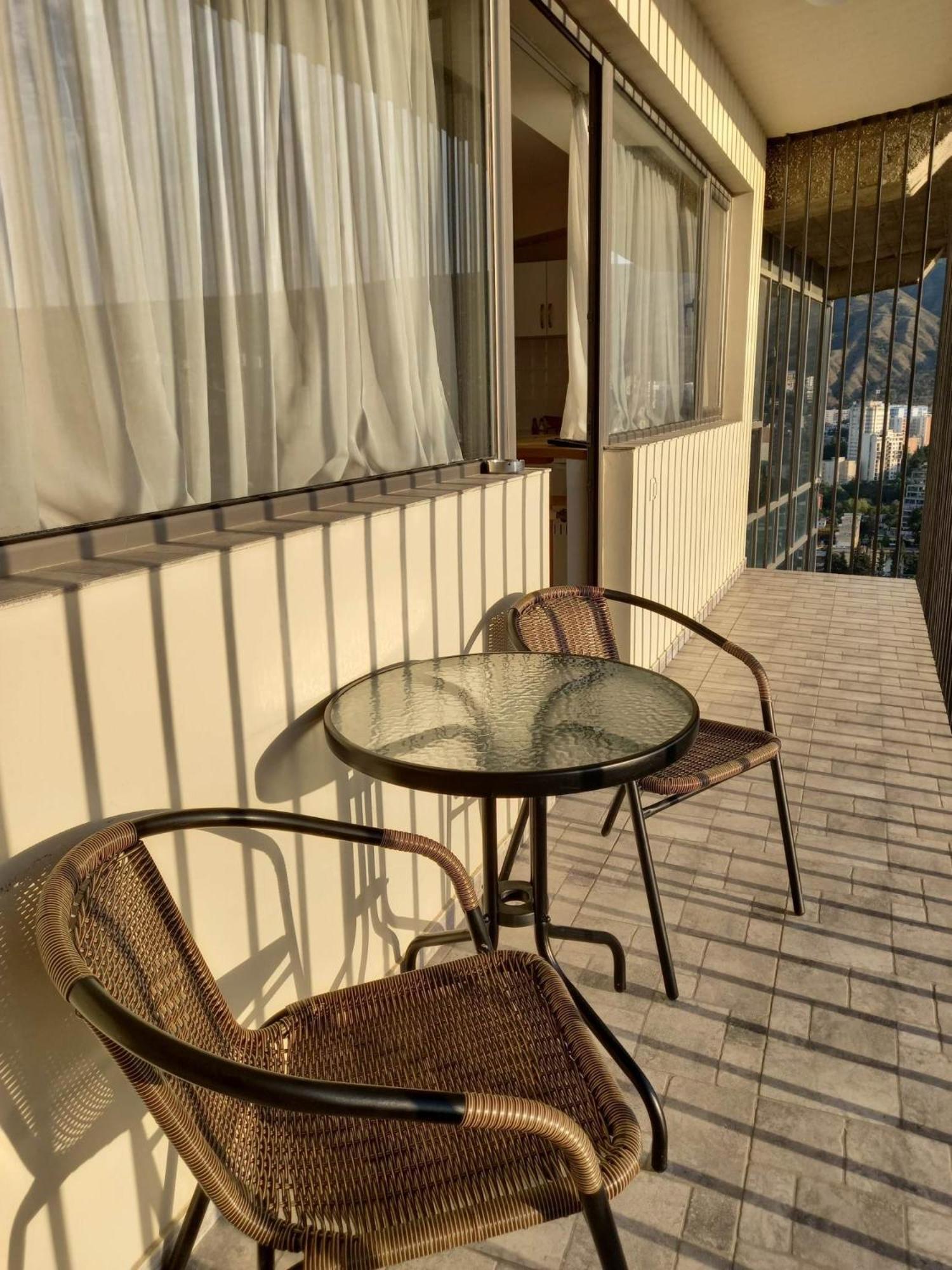 Hotel Tbilisi Apart ภายนอก รูปภาพ