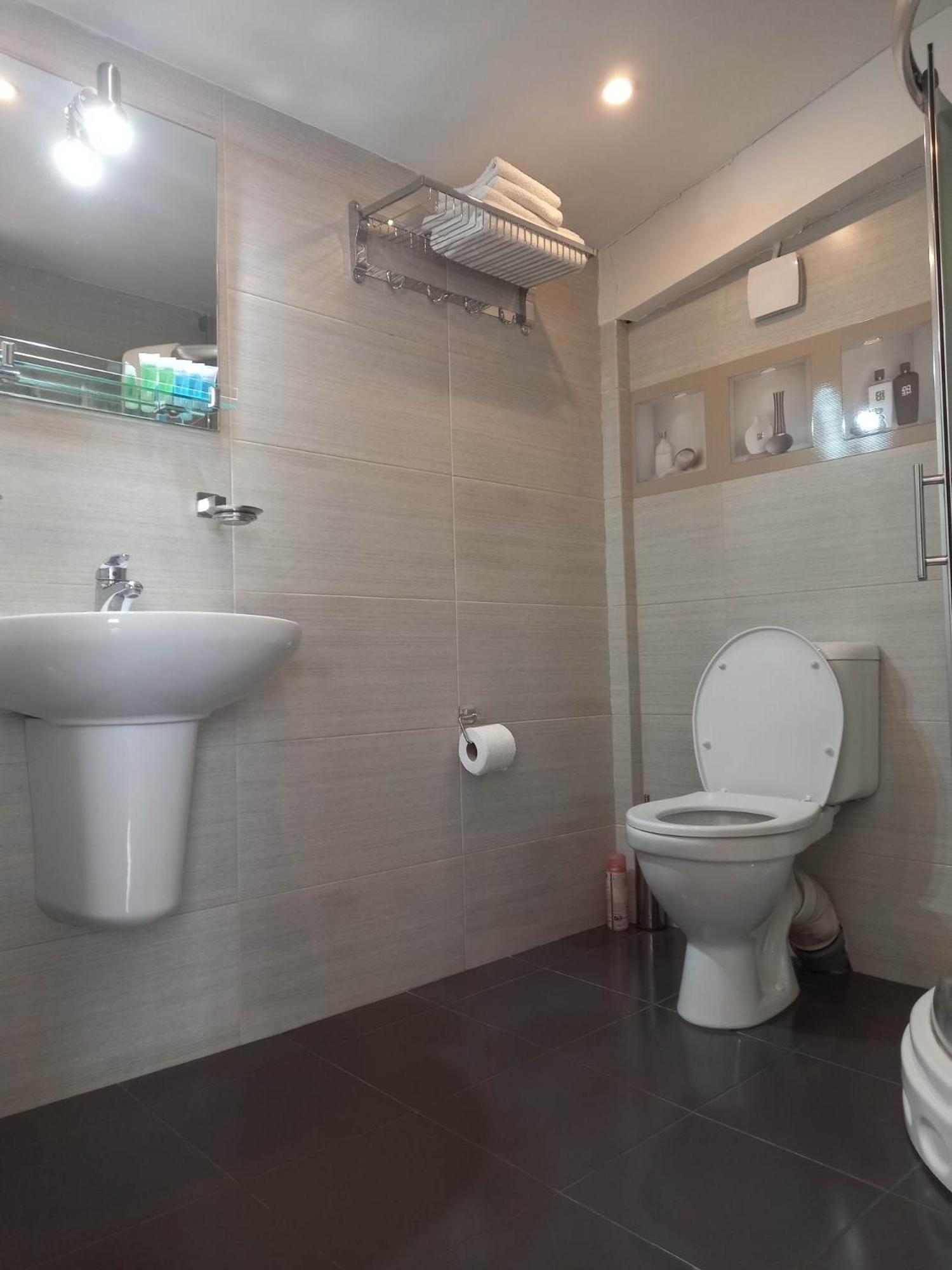 Hotel Tbilisi Apart ภายนอก รูปภาพ