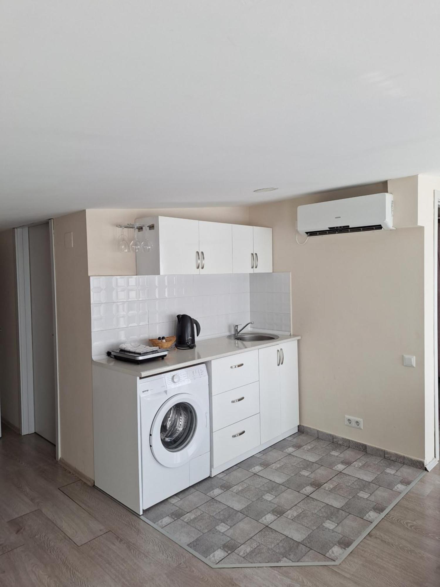 Hotel Tbilisi Apart ภายนอก รูปภาพ